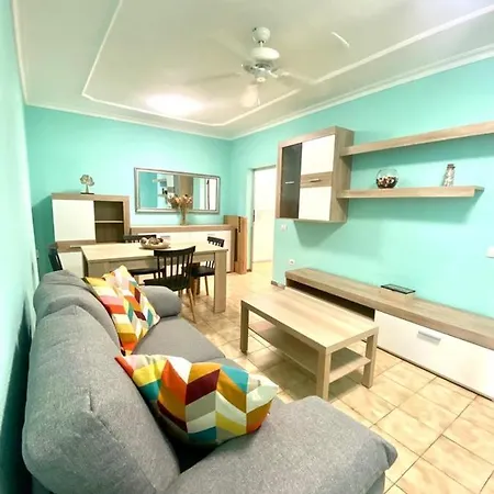 Playeros 2 Bedrooms In Los Cristianos. 公寓